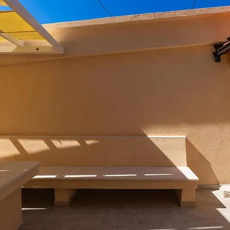 Lägenhet Nikolica - Two Bedroom With Terrace