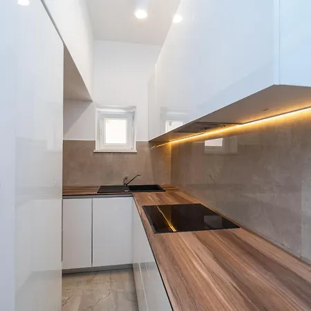 Nikolica - Two Bedroom With Terrace Apartman