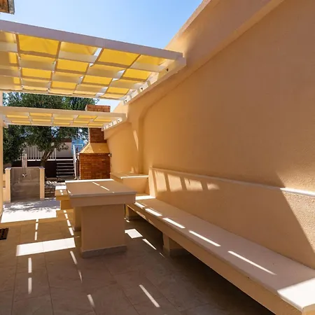Apartman Nikolica - Two Bedroom With Terrace