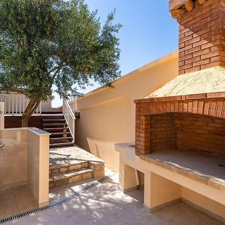 Apartmán Nikolica - Two Bedroom With Terrace *