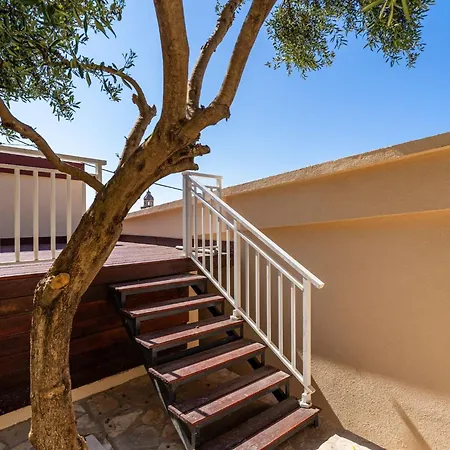 Nikolica - Two Bedroom With Terrace