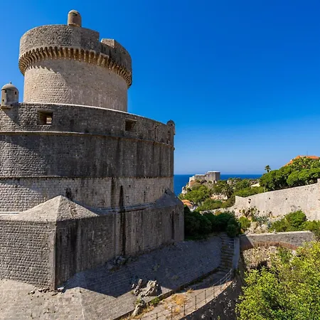 Nikolica - Two Bedroom With Terrace アパート *